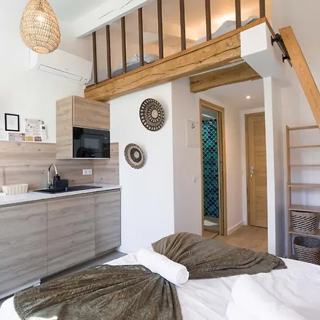Majopi 10 - Central, Ac, Close To Palais & Beaches *
